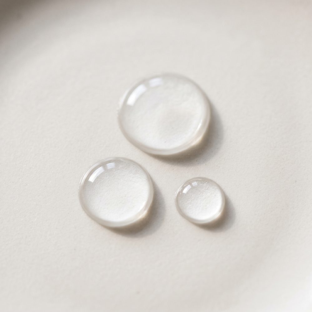 Hyaluronic acid gel droplet